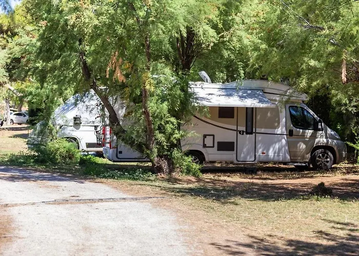 Secret View Glamp - La Mariposa *