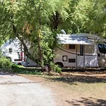 Secret View Glamp - La Mariposa *